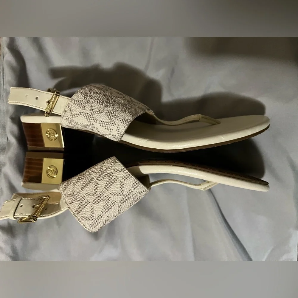 Michael Kors Women's Cream Sandals